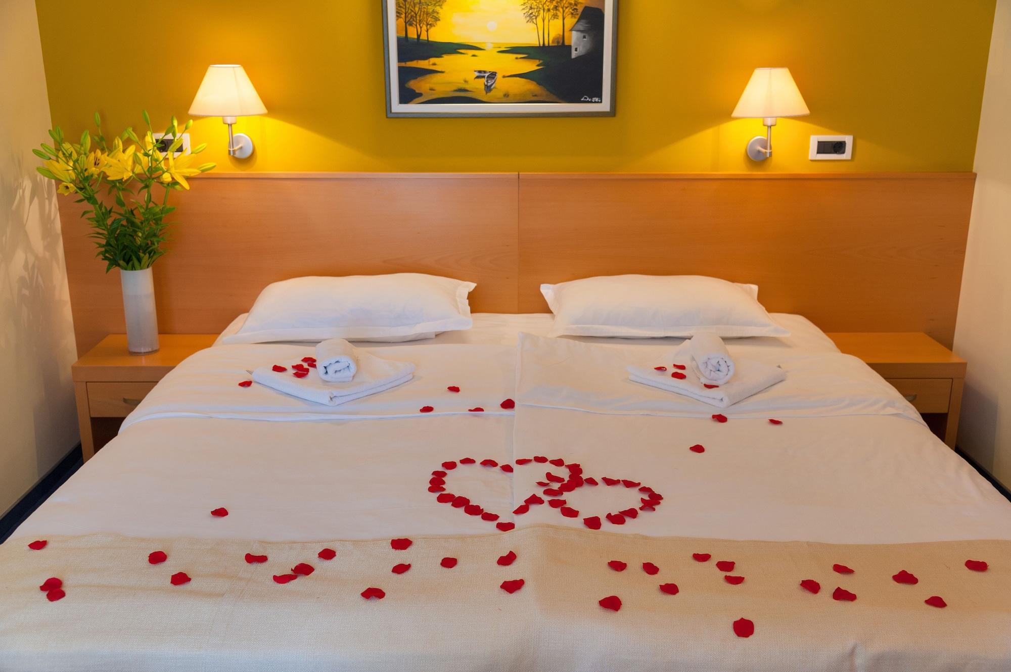 גראדאץ Hotel Saudade מראה חיצוני תמונה