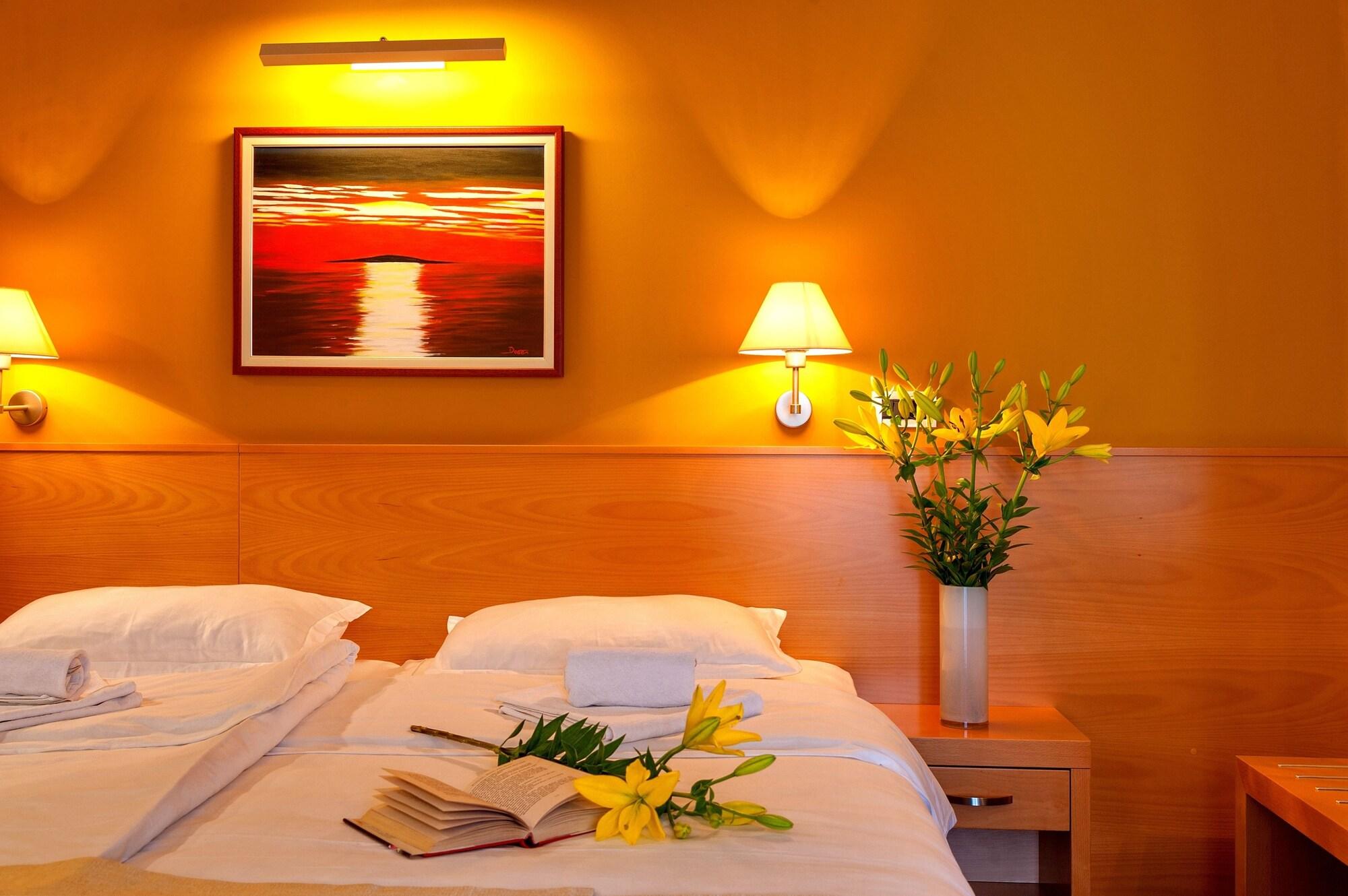 גראדאץ Hotel Saudade מראה חיצוני תמונה
